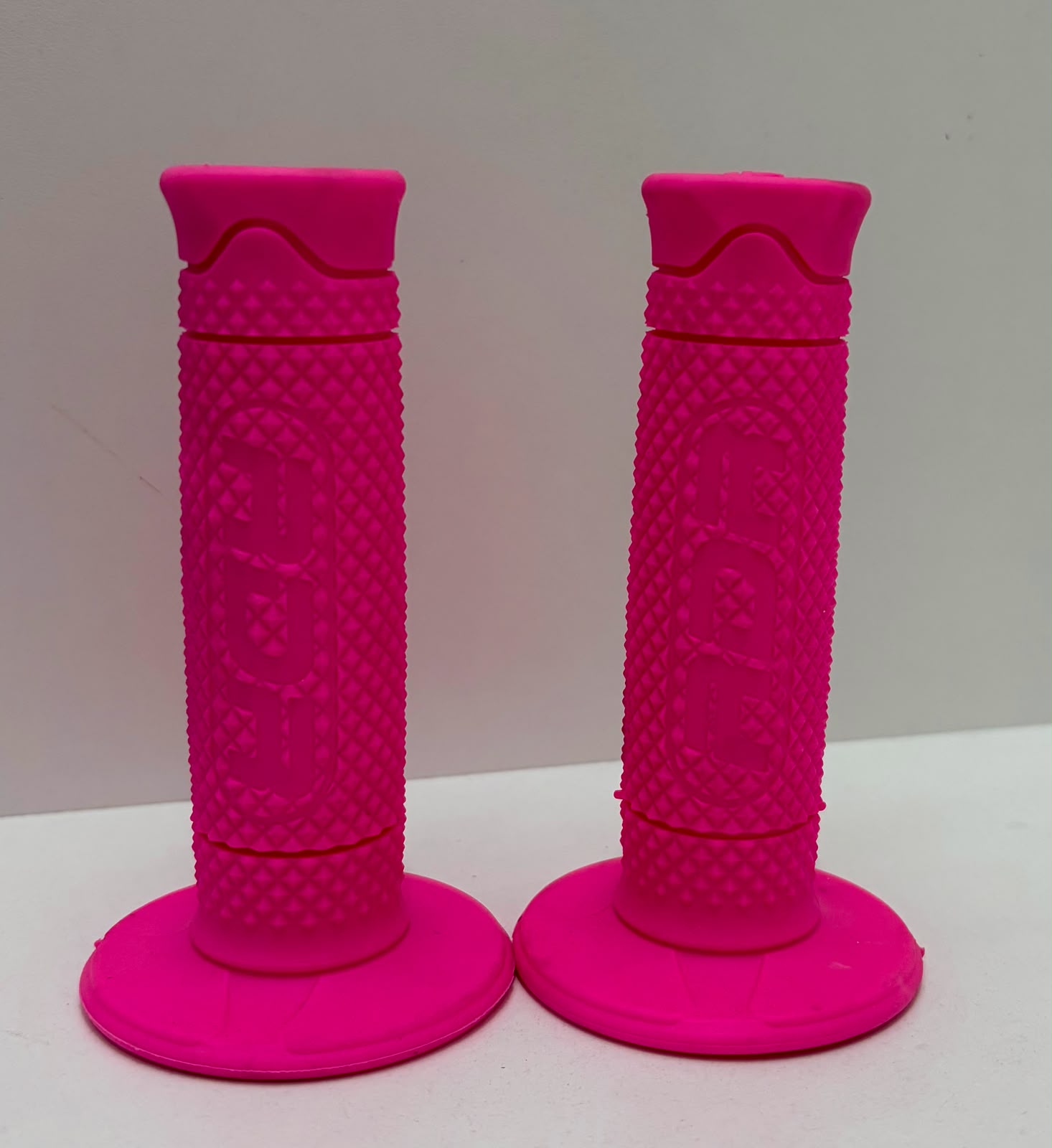 PUÑO GOMA ROSA FLUOR ECO NRO904
